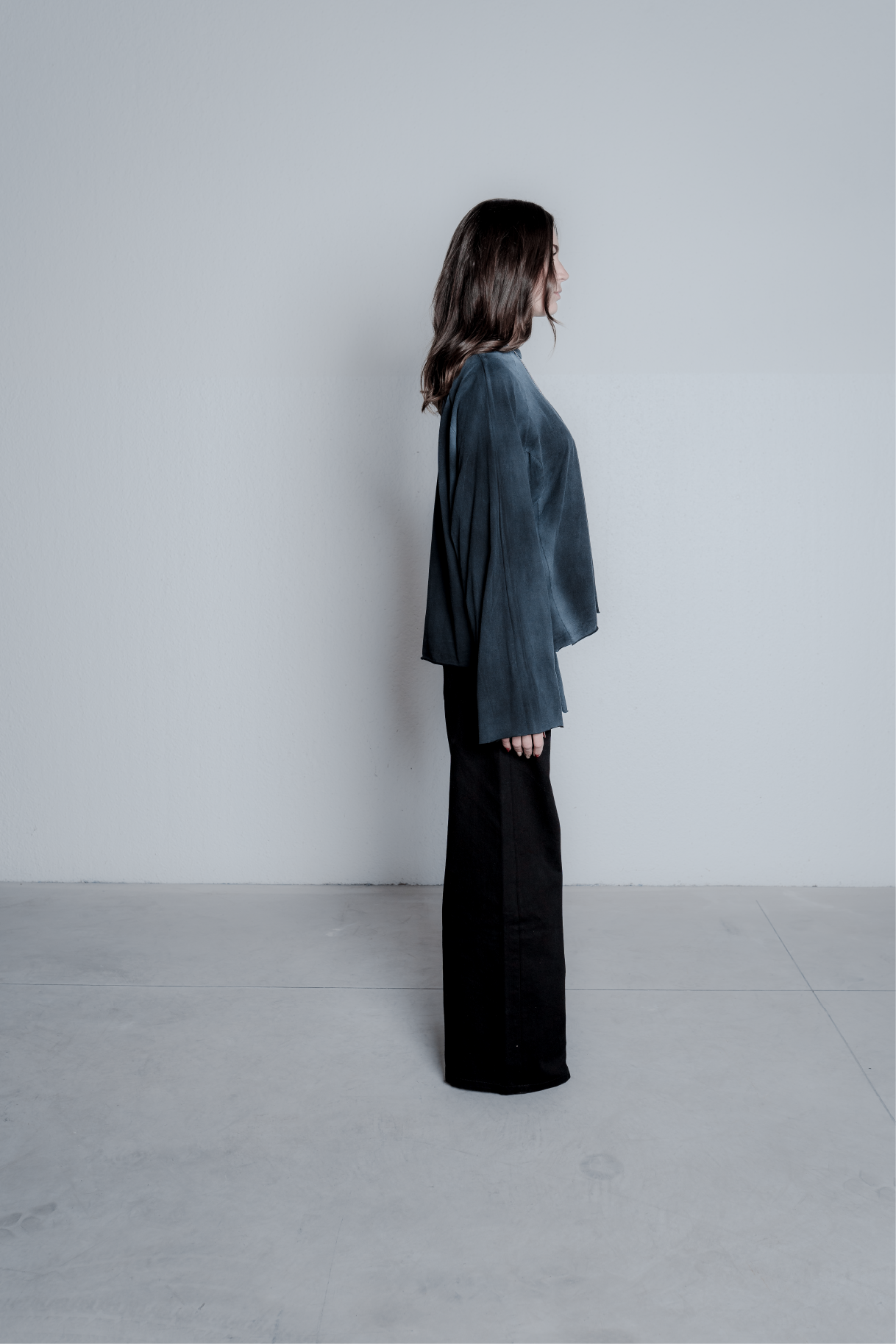 W001 - BLACK DENIM JEANS