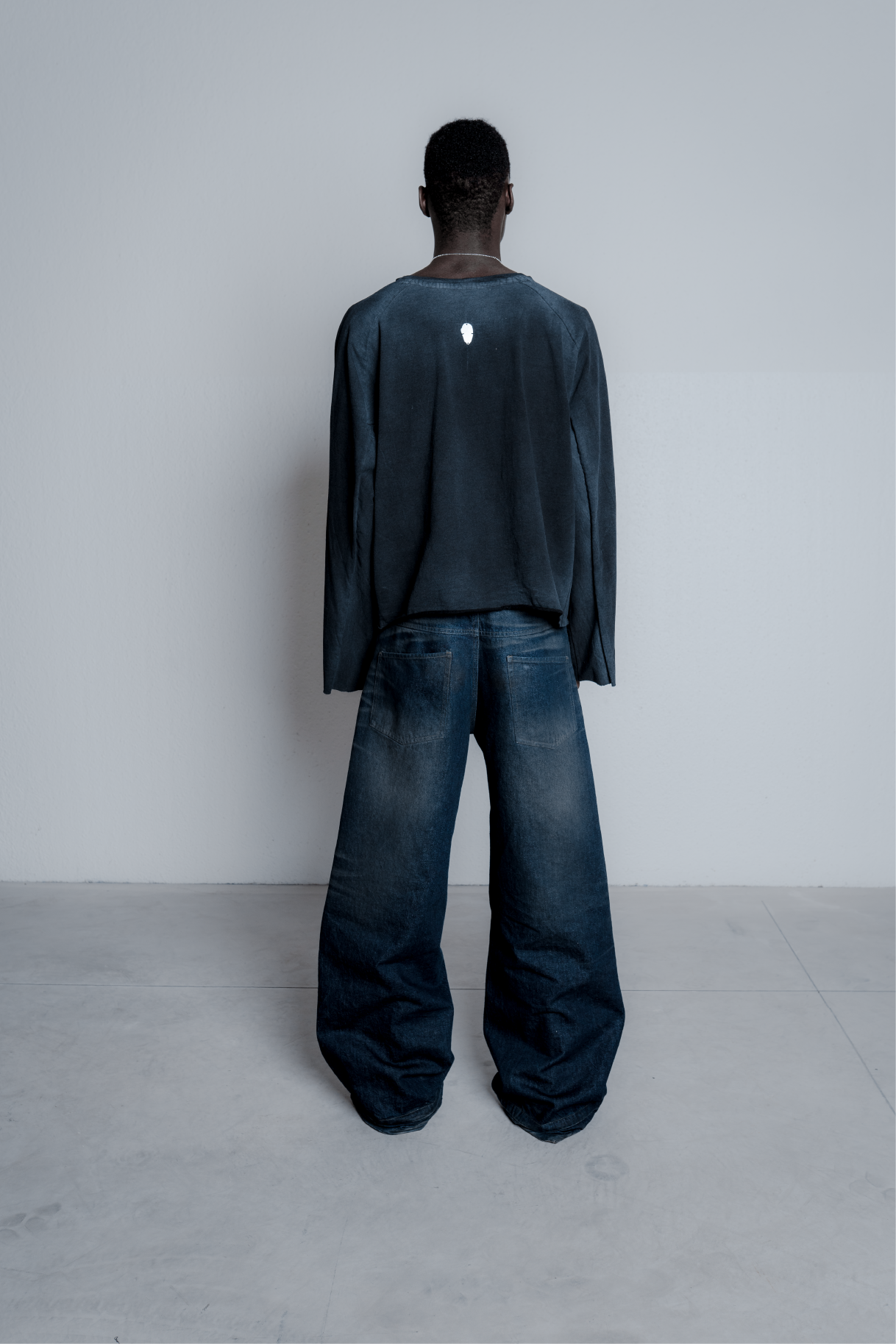 JM002 - BLUE DENIM JEANS